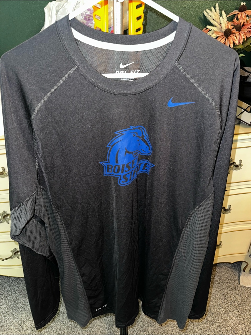 Boise State Nike Dri-FIT Men's Grey/Blue Long-Sleeve Performance Shirt XL